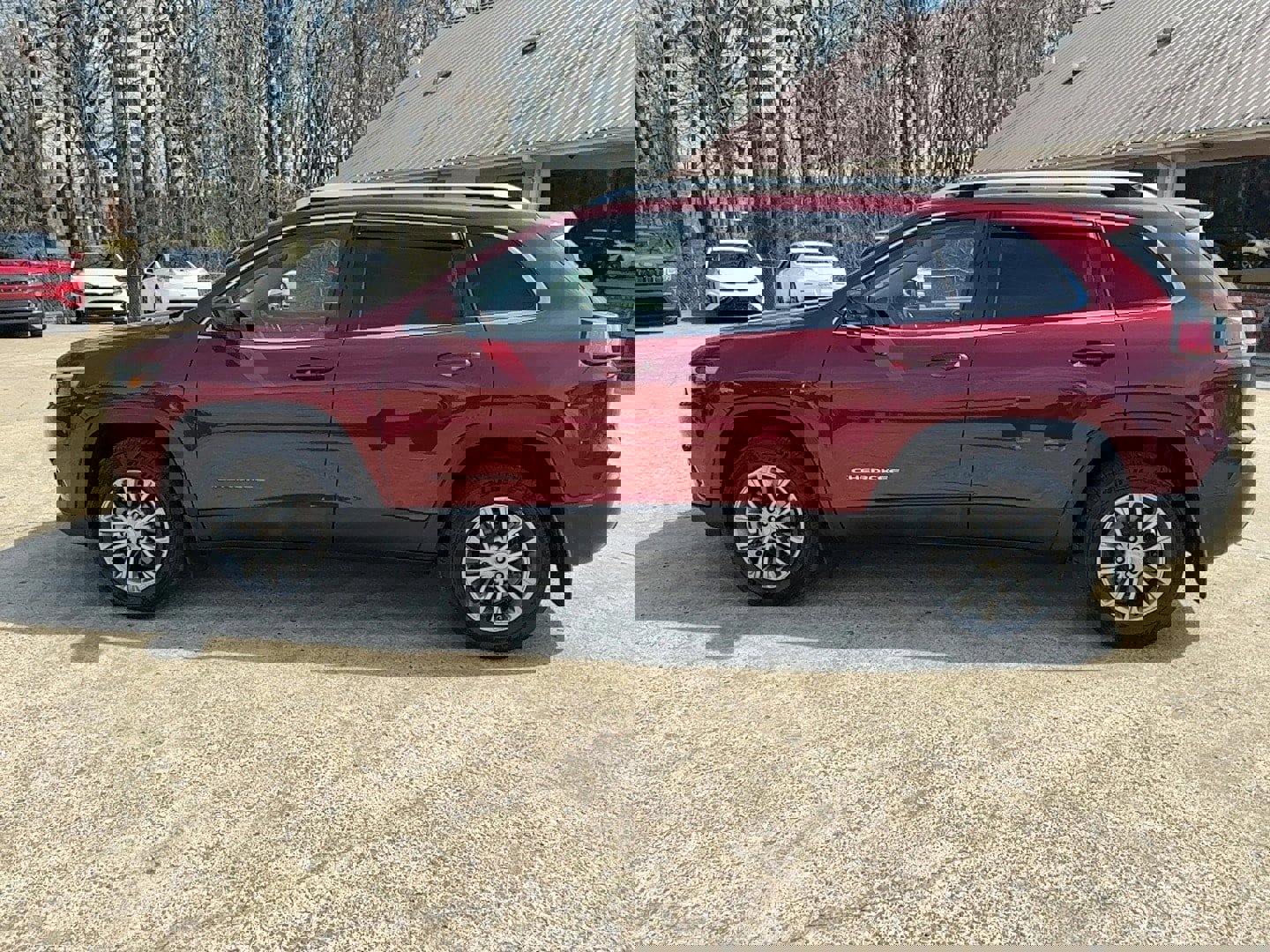 Used 2020 Jeep Cherokee Latitude Lux w/ Comfort/Convenience Group image 9