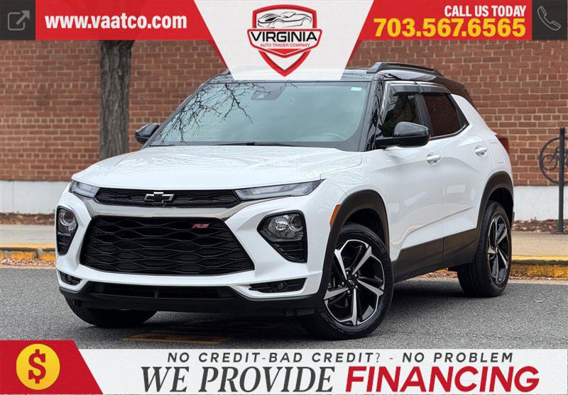 Used 2021 Chevrolet TrailBlazer RS w/ Sun and Liftgate Package image 1