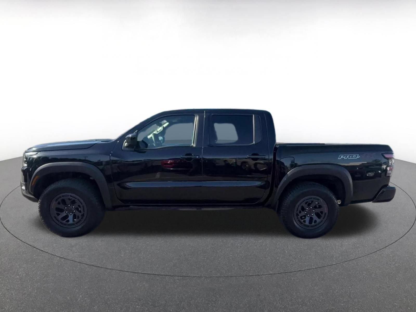 Used 2026 Nissan Frontier PRO-4X AWD/4WD image 8