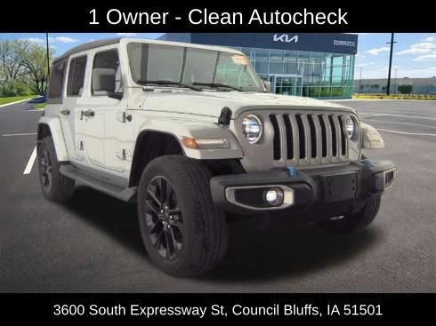 Used 2023 Jeep Wrangler Unlimited Sahara w/ Cold Weather Group AWD/4WD image 2