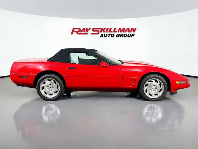 Used 1996 Chevrolet Corvette Convertible RWD image 8