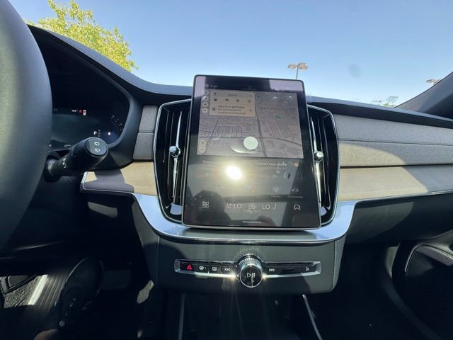 New 2026 Volvo XC90 B6 Plus w/ Protection Package AWD/4WD image 31