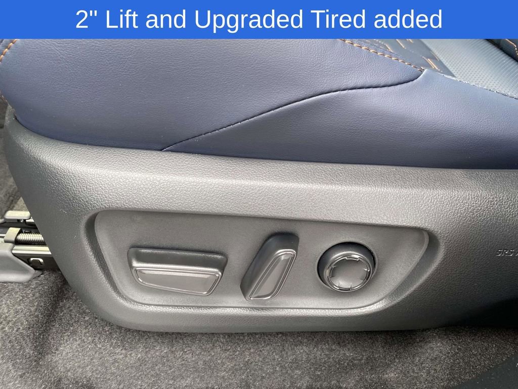 Used 2026 Toyota 4Runner Platinum AWD/4WD image 7