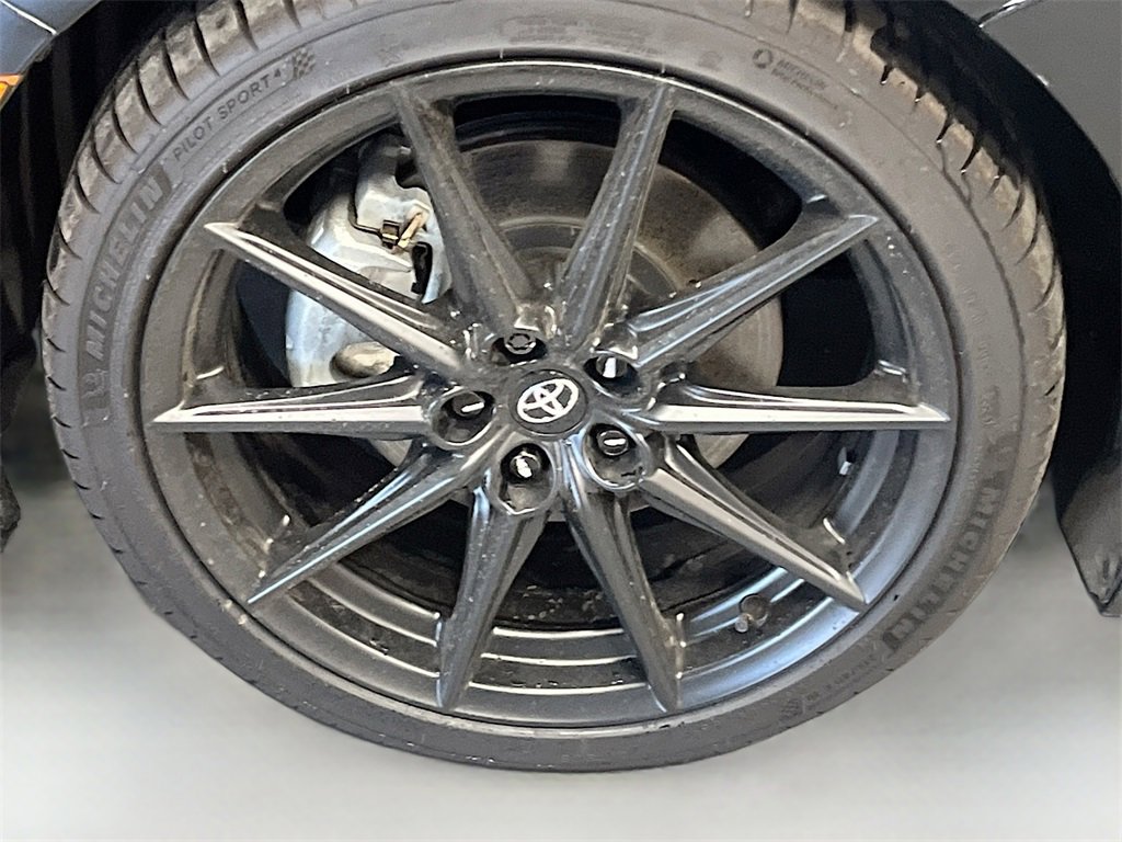 Used 2025 Toyota GR86 Premium w/ ALL Weather Mat Package (TMS) image 29