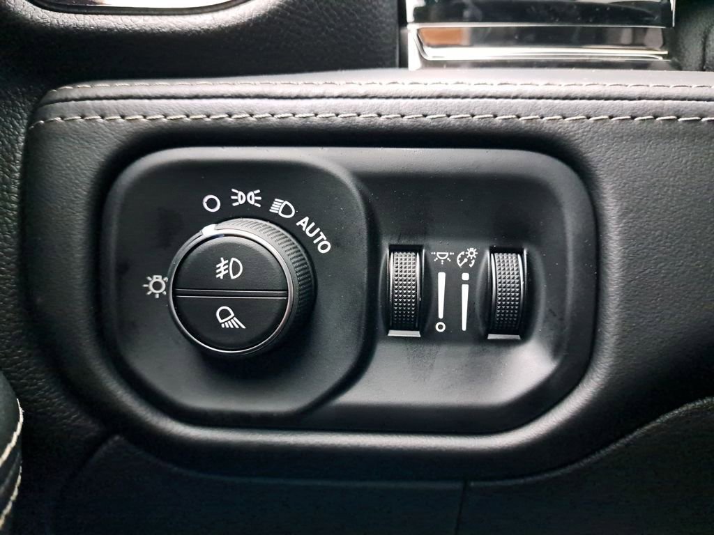 New 2026 RAM 3500 Limited image 25