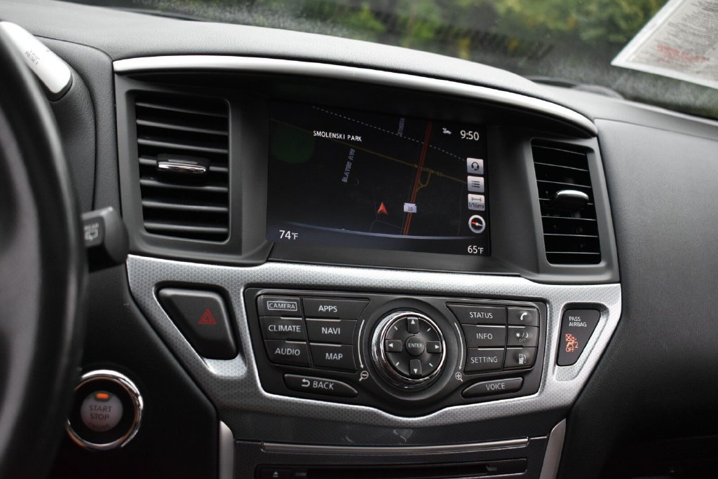 Used 2018 Nissan Pathfinder SL w/ SL Premium Package AWD/4WD image 21