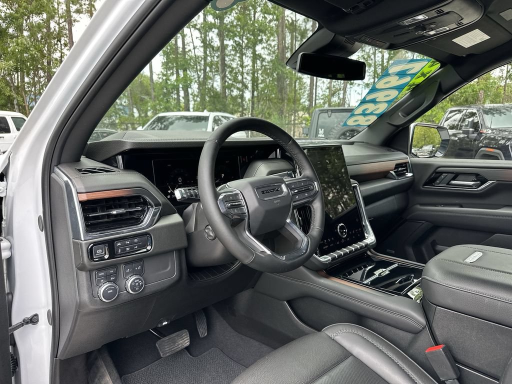 Certified 2025 GMC Yukon XL Denali AWD/4WD image 10
