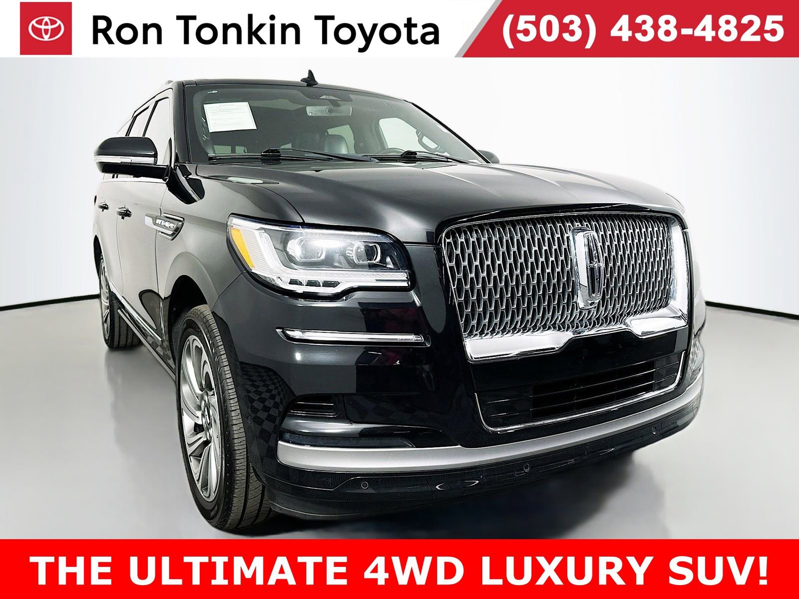 Used 2023 Lincoln Navigator Reserve AWD/4WD image 1