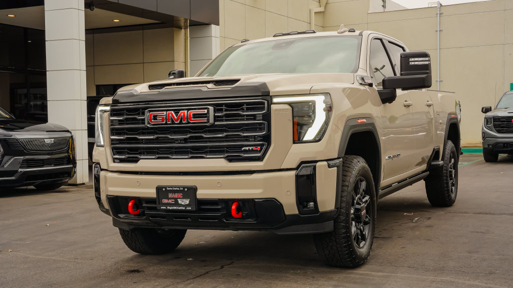 New 2026 GMC Sierra 2500 AT4 w/ Technology Package AWD/4WD image 2
