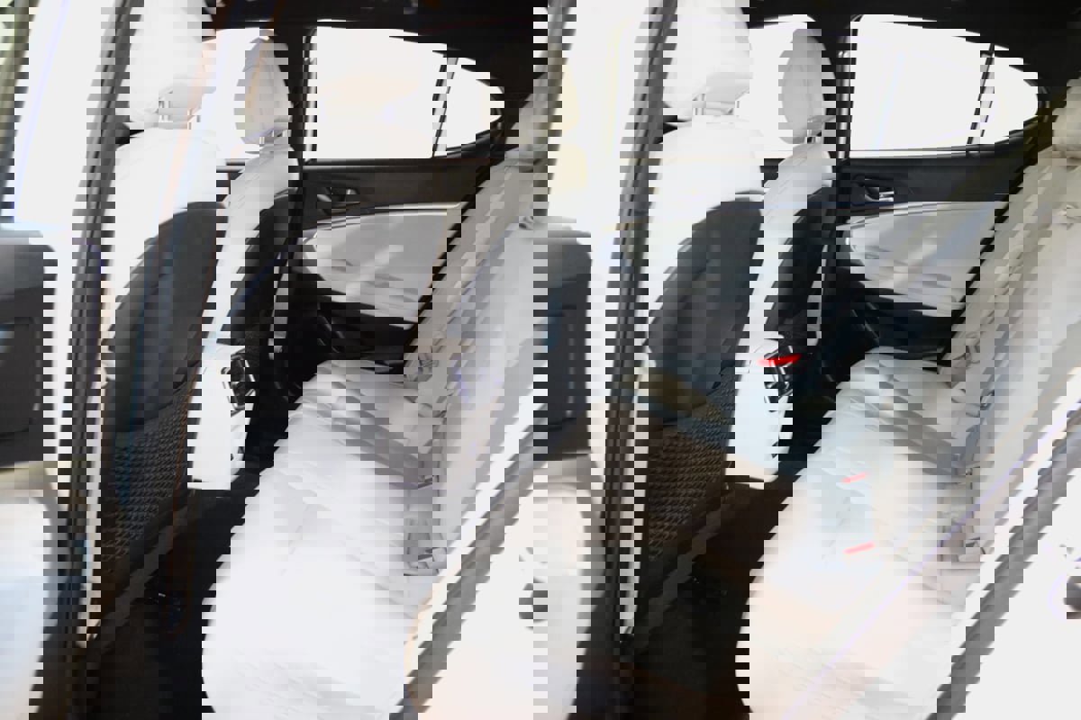 Used 2024 Genesis G70 2.5T image 49