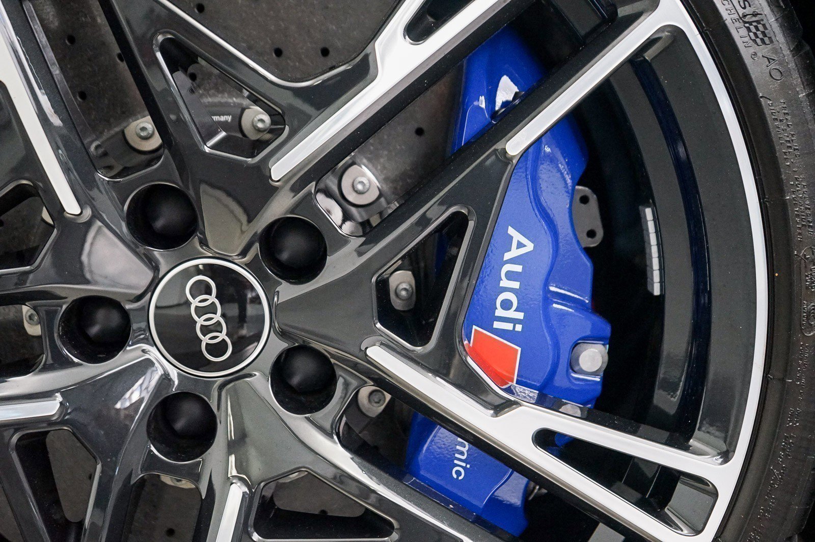 Used 2023 Audi R8 V10 performance image 15