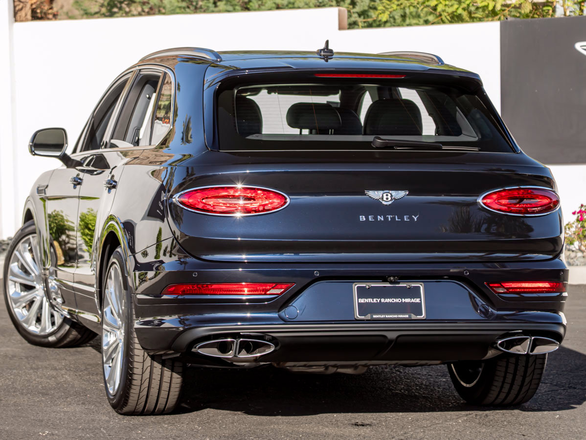 New 2027 Bentley Bentayga AWD/4WD image 3