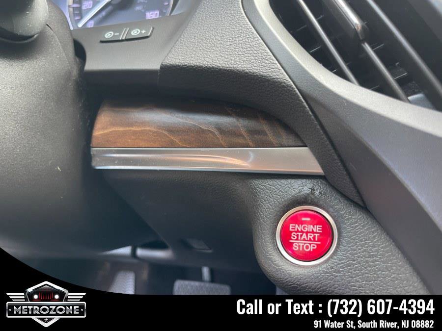 Used 2020 Acura MDX SH-AWD w/Technology Pkg image 32
