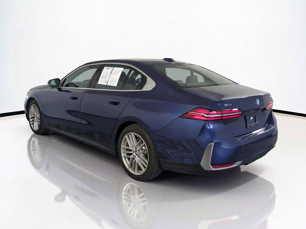 Used 2024 BMW 530i xDrive w/ Convenience Package AWD/4WD image 7