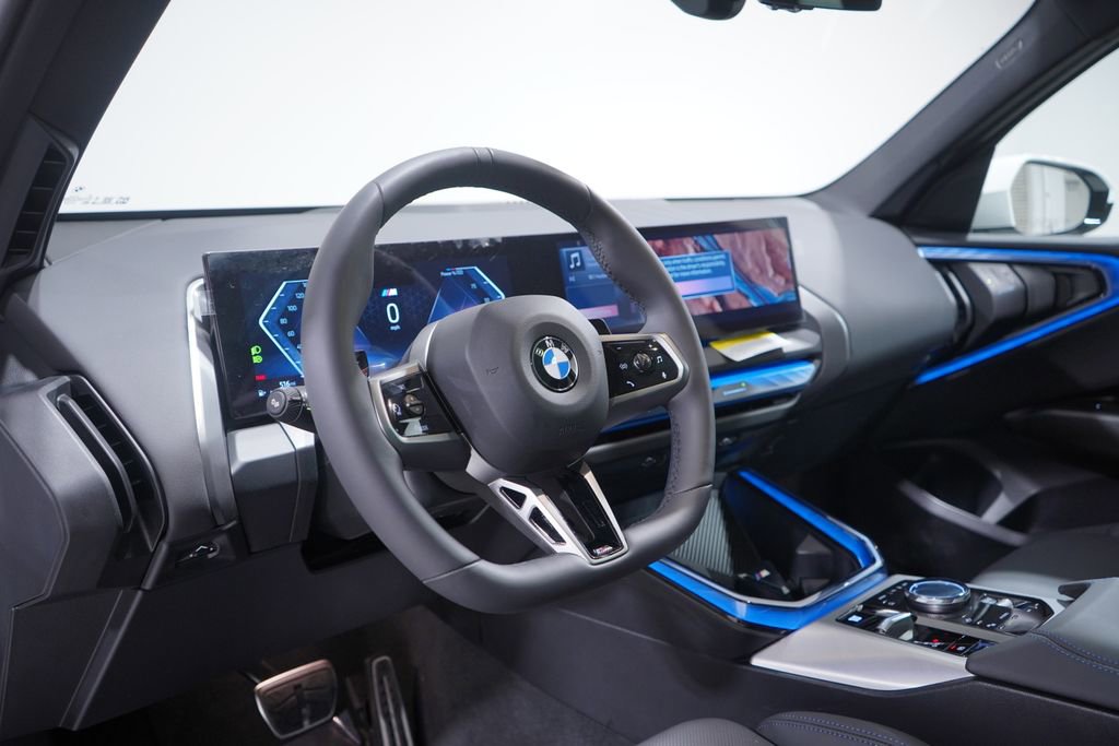 Used 2025 BMW X3 xDrive30i w/ M Sport Package image 6