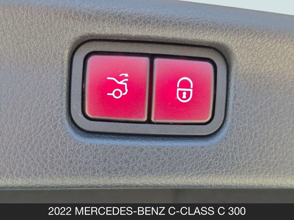 Used 2022 Mercedes-Benz C 300 Sedan image 26