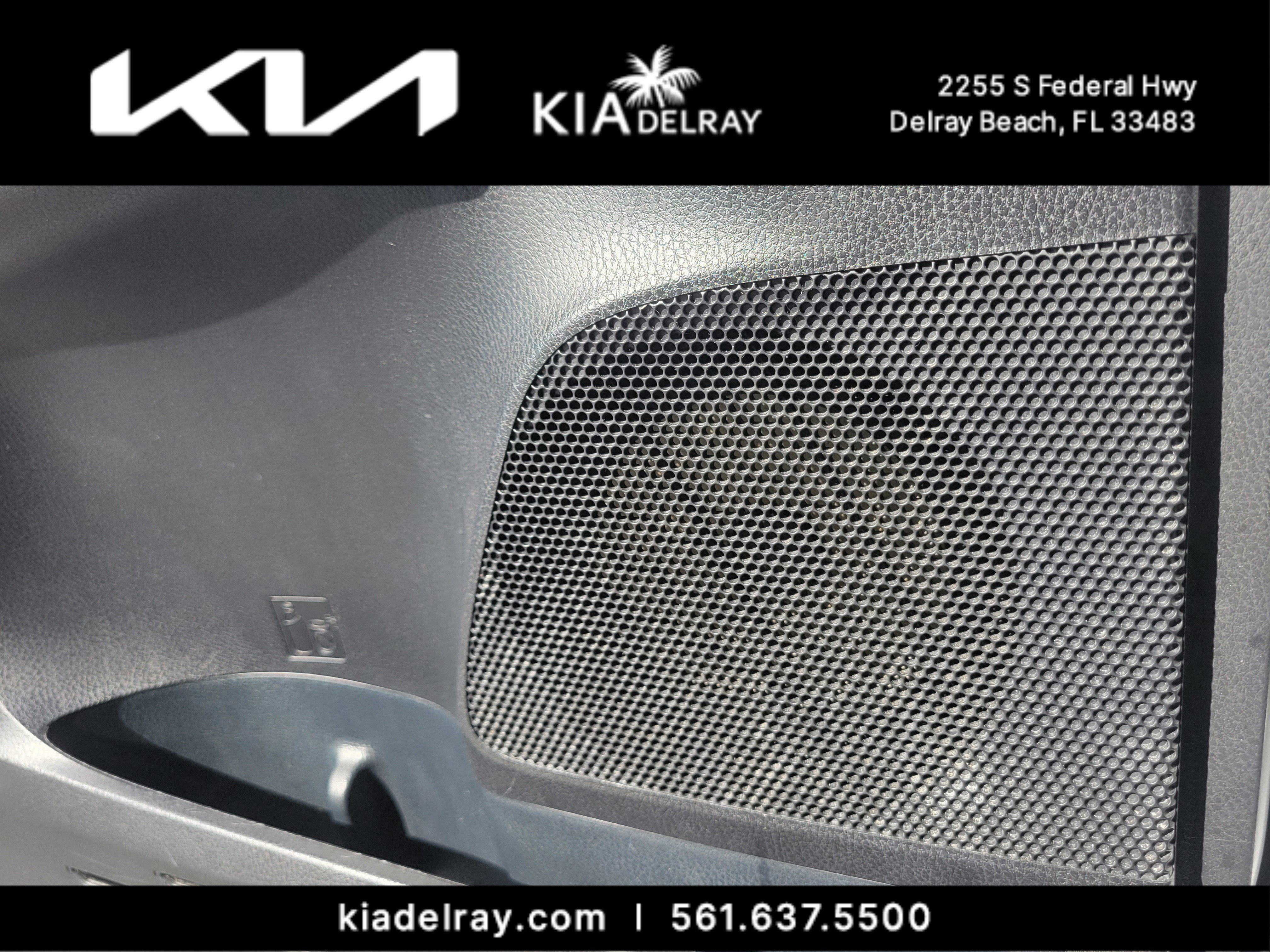 Used 2018 Toyota RAV4 SE w/ Power Extra Value Package image 16