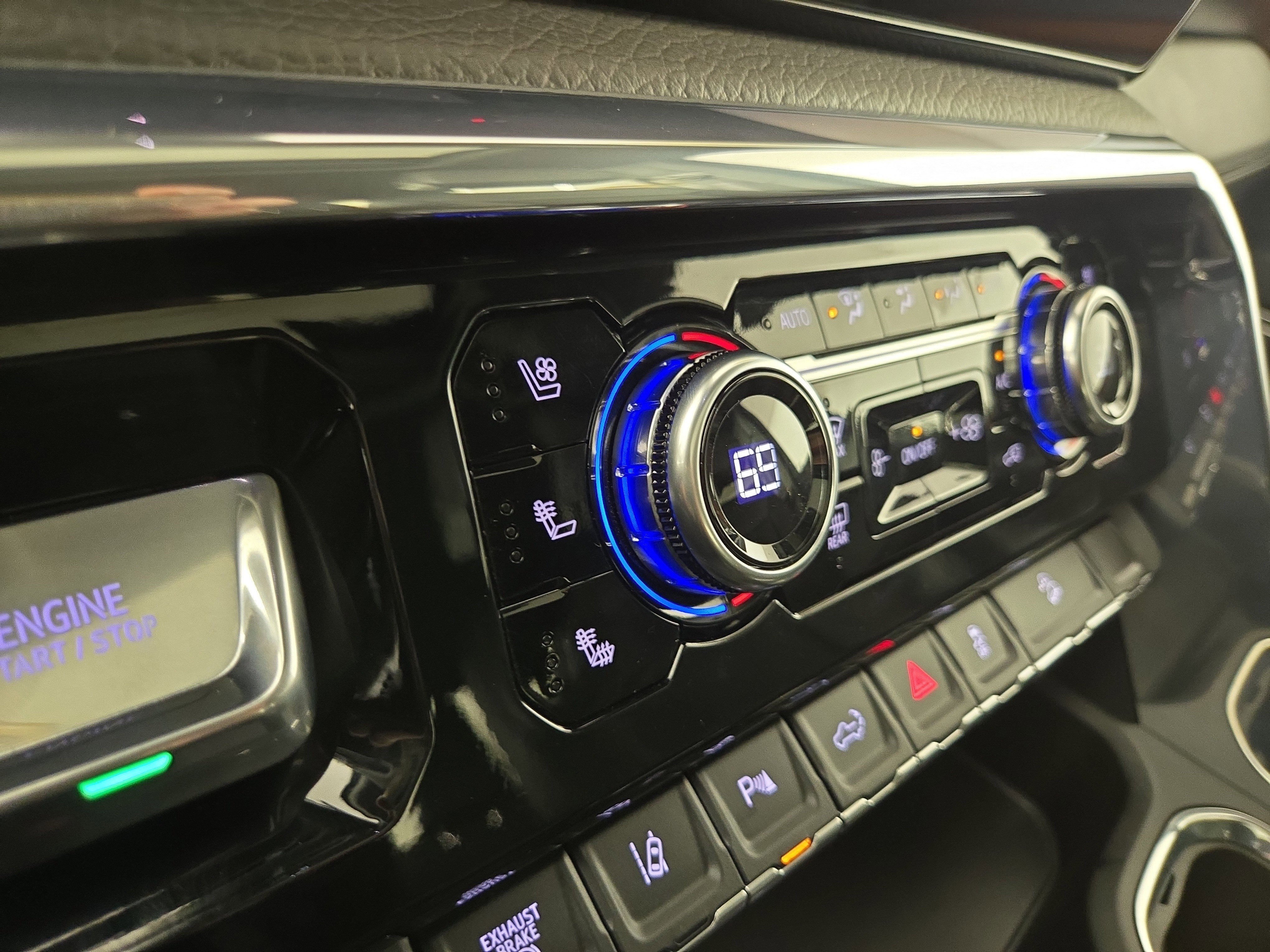 Certified 2024 GMC Sierra 2500 Denali image 26