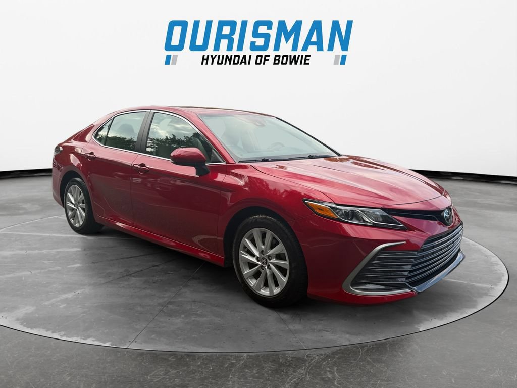 Used 2024 Toyota Camry LE FWD image 1