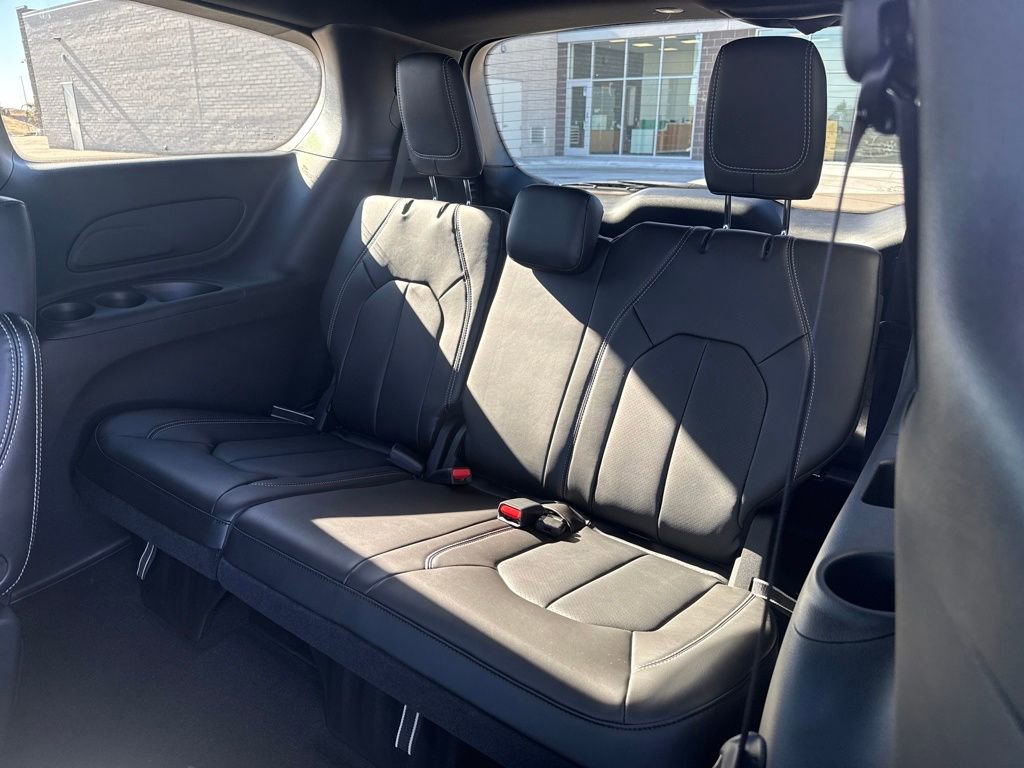 New 2026 Chrysler Voyager LX image 26