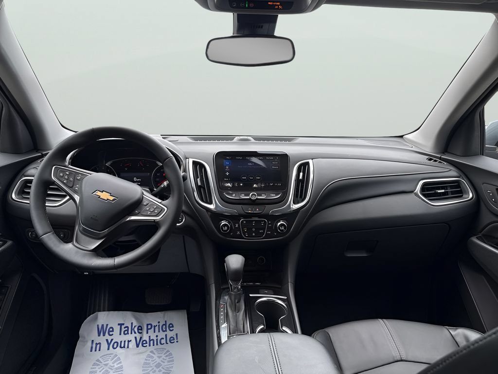 Used 2023 Chevrolet Equinox Premier AWD/4WD image 20