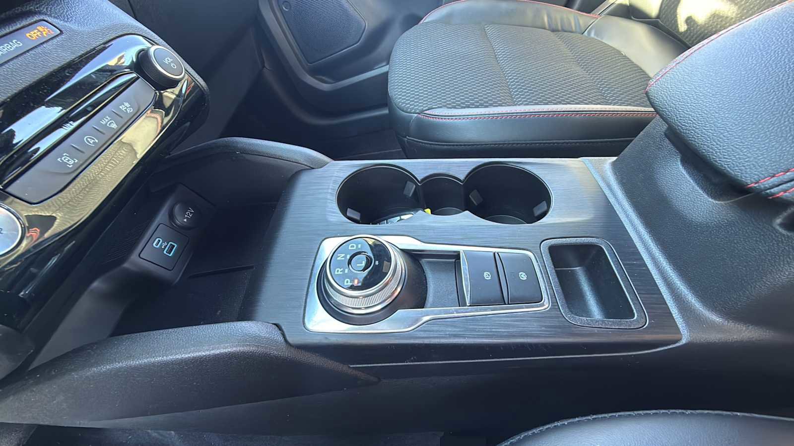 Used 2023 Ford Escape ST-Line w/ Tech Pack #1 image 23