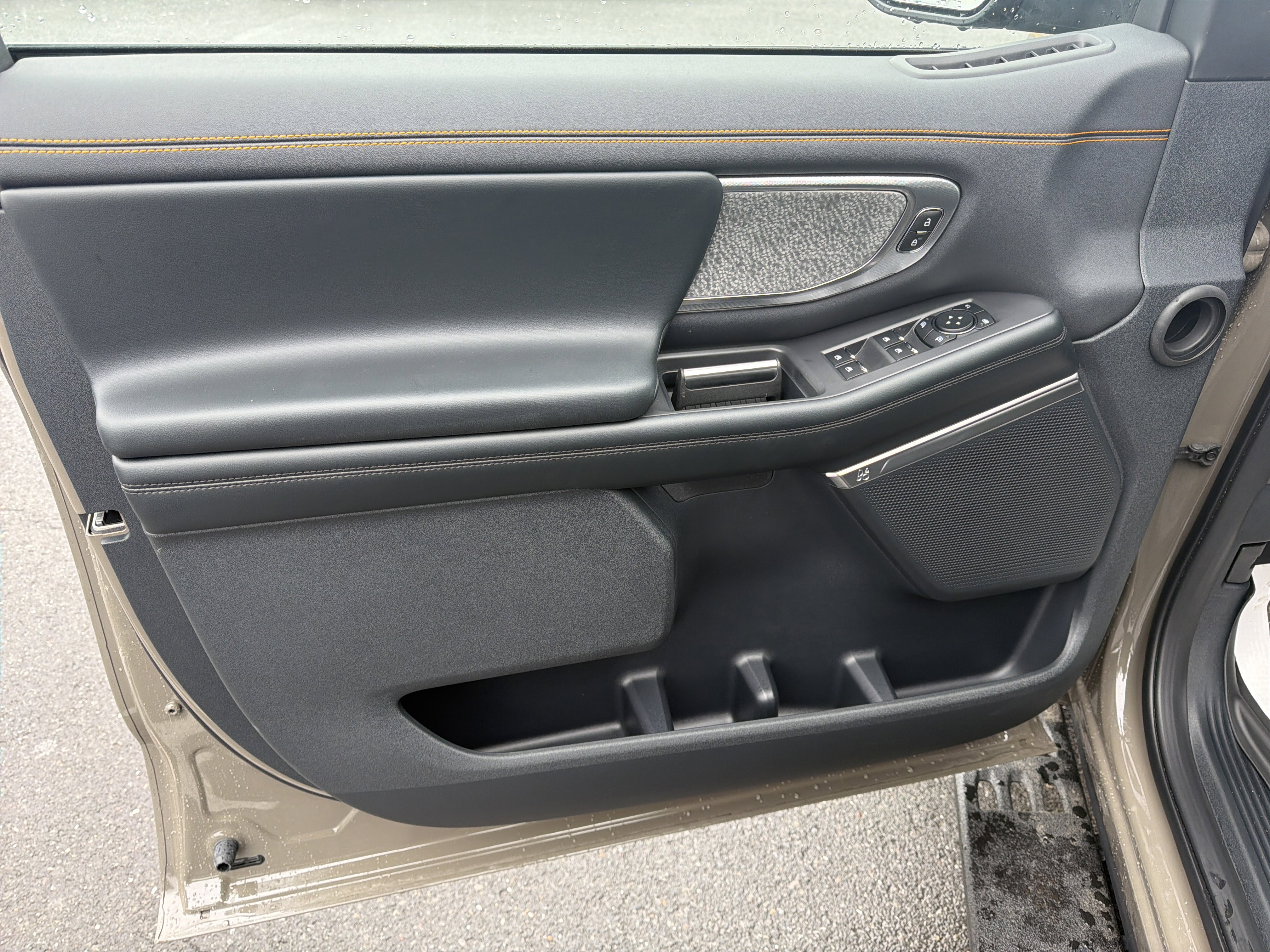 New 2026 Ford Expedition Tremor image 13