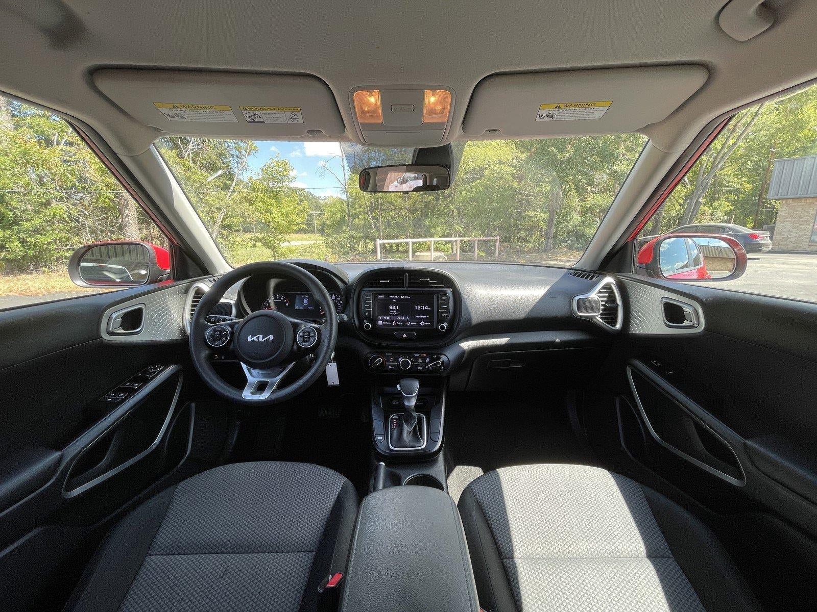 Used 2022 Kia Soul LX w/ Technology Package FWD image 18