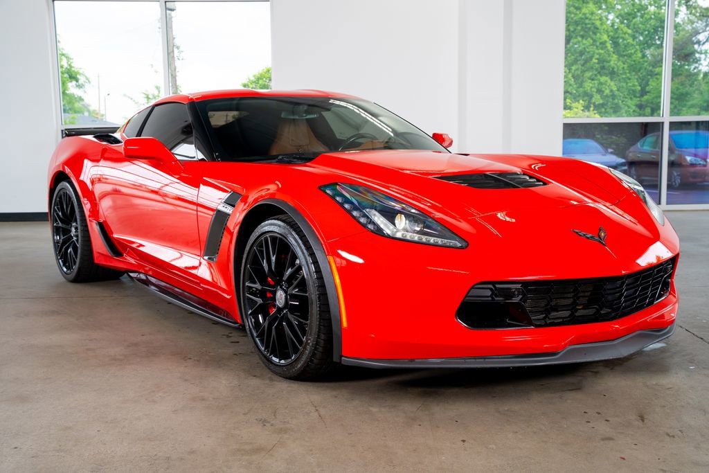 Used 2018 Chevrolet Corvette Z06 RWD image 8