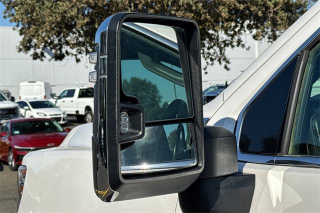 Used 2022 GMC Sierra 3500 Denali image 56