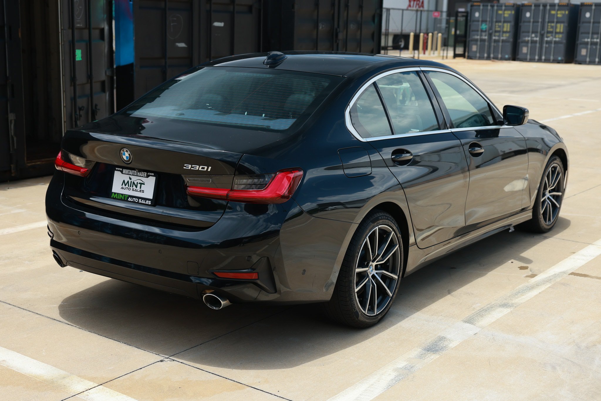 Used 2020 BMW 330i Sedan w/ Convenience Package RWD image 13