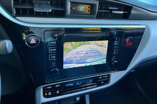 Used 2019 Toyota Corolla LE FWD image 14