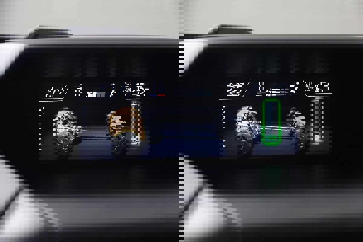 Used 2023 Subaru Crosstrek Hybrid image 33