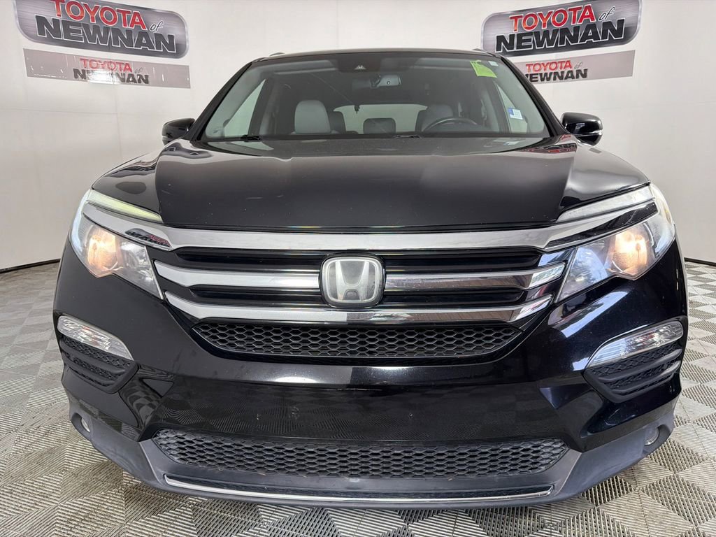Used 2017 Honda Pilot Touring image 10