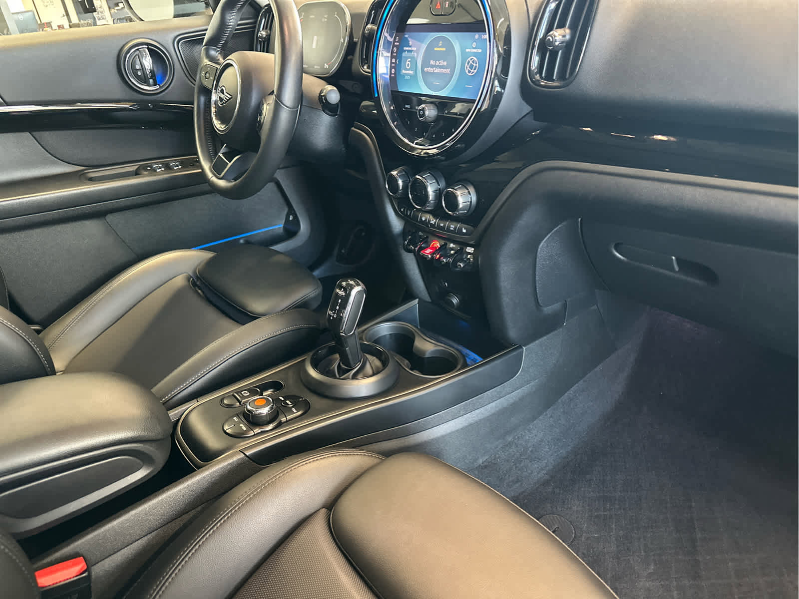 Used 2022 MINI Cooper Countryman S w/ Storage Package image 9