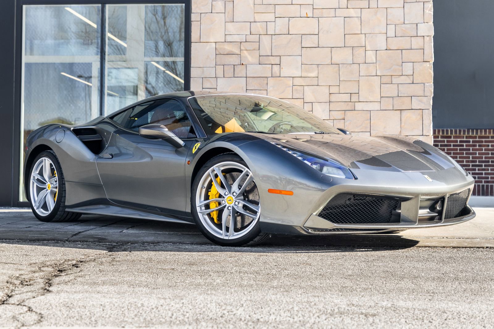 Used 2017 Ferrari 488 GTB image 9