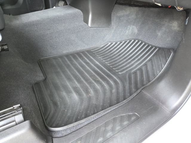 Used 2020 Chevrolet Silverado 1500 Custom w/ Custom Value Package image 14