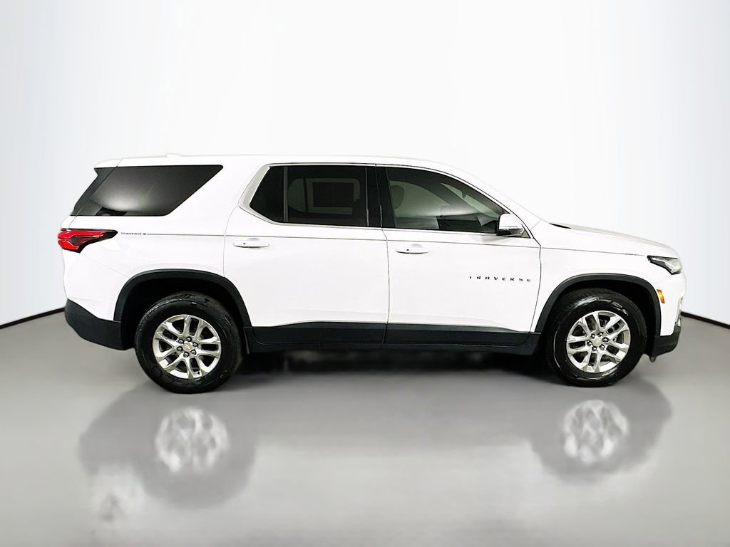 Used 2023 Chevrolet Traverse LS w/ Safety Package FWD image 7