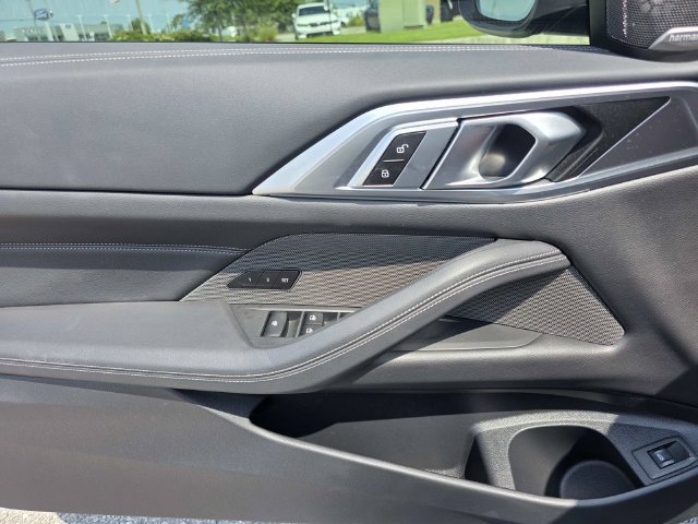 Used 2026 BMW M440i Convertible w/ Premium Package RWD image 13