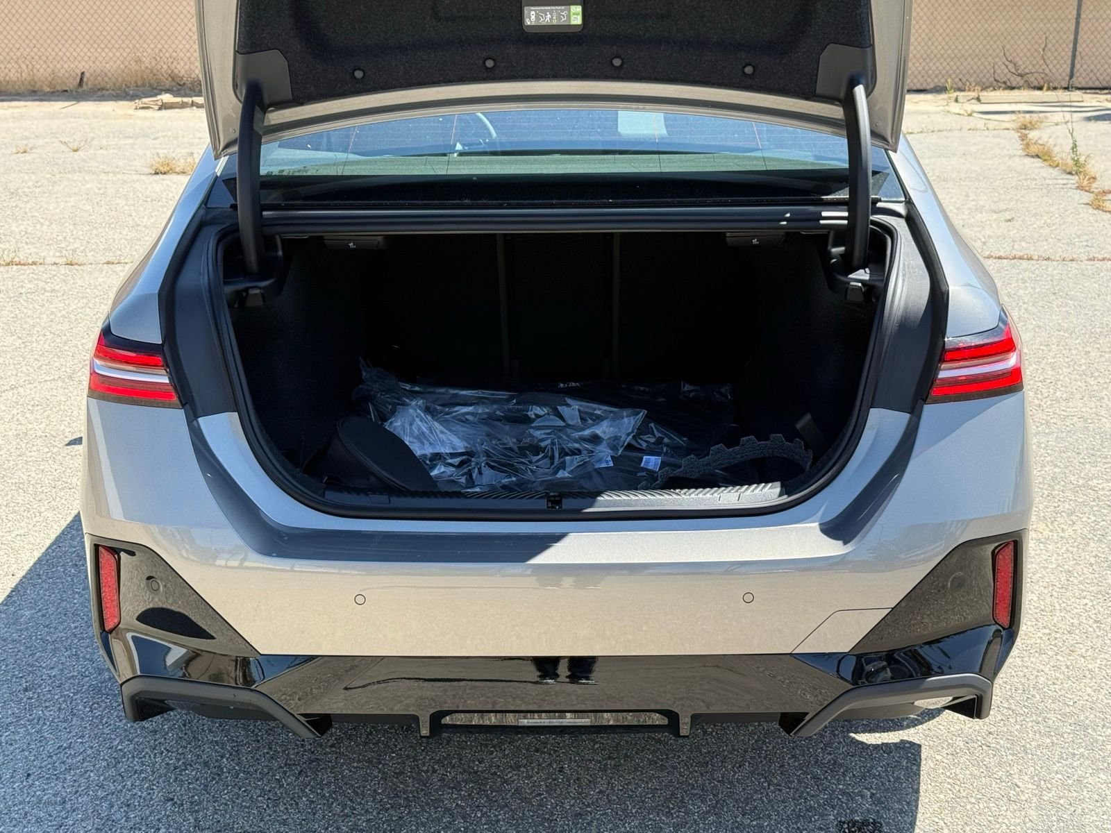 New 2026 BMW 530i w/ M Sport Package RWD image 15