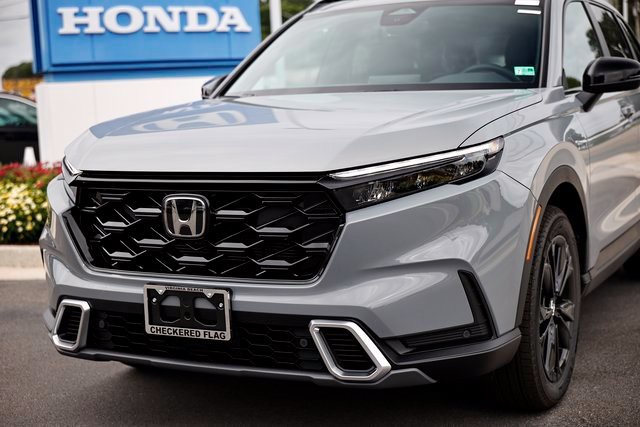 New 2027 Honda CR-V Sport Touring image 2