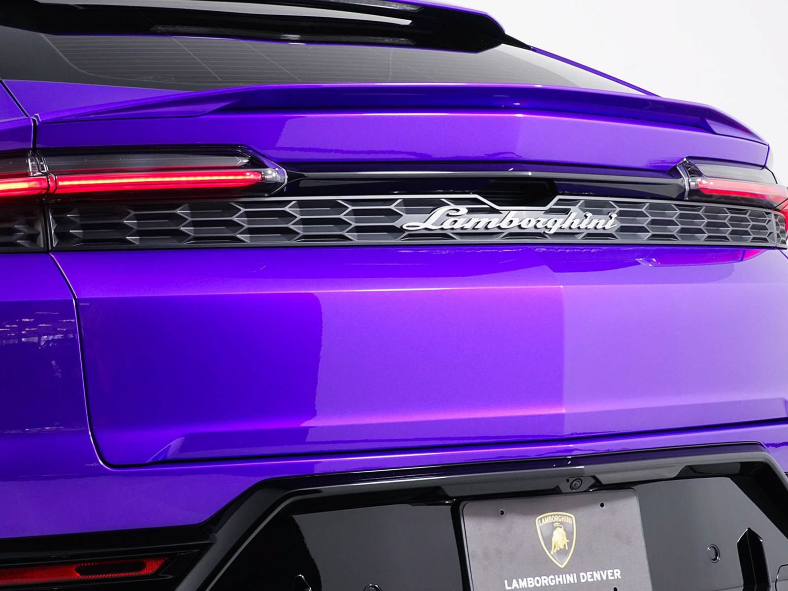 Used 2026 Lamborghini Urus SE AWD/4WD image 20