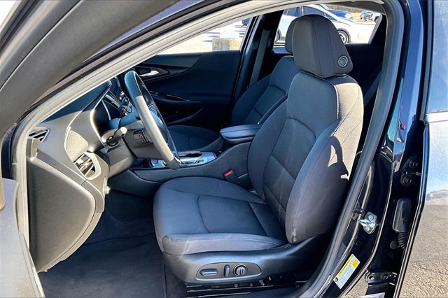 Used 2023 Chevrolet Malibu LT image 21