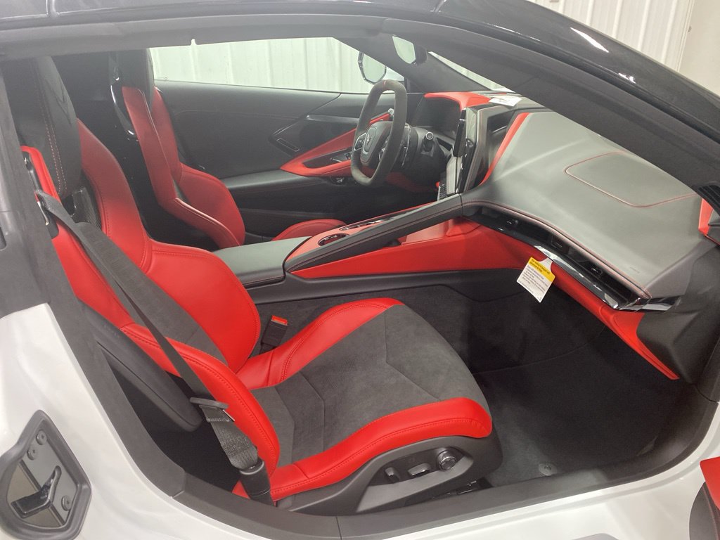Used 2026 Chevrolet Corvette Stingray Premium Conv w/ Z51 Performance Package RWD image 16