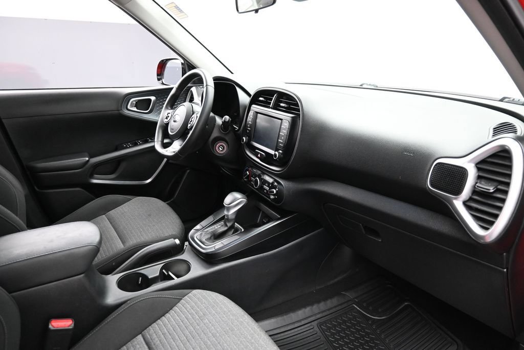 Used 2021 Kia Soul GT-Line FWD image 35