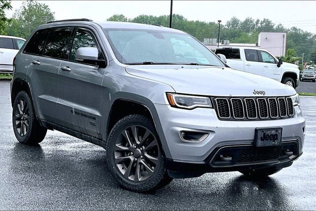 Used 2016 Jeep Grand Cherokee Limited 75th Anniversary AWD/4WD image 2