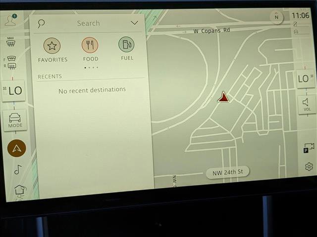 New 2025 Land Rover Range Rover SE image 13