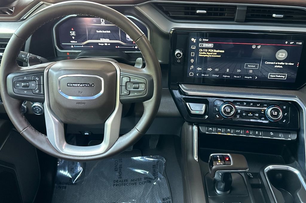 Used 2025 GMC Sierra 1500 Denali w/ Technology Package AWD/4WD image 14