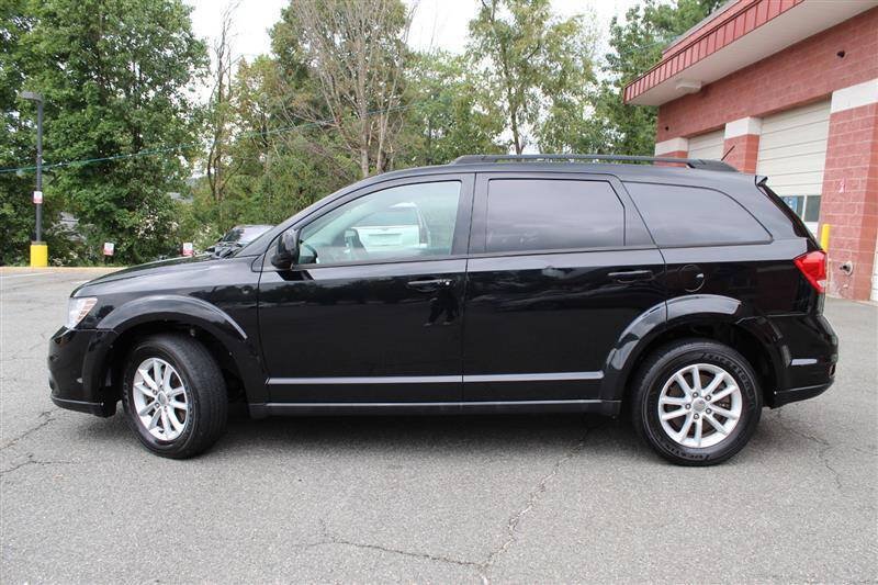Used 2014 Dodge Journey SXT w/ Flexible Seating Group AWD/4WD image 2