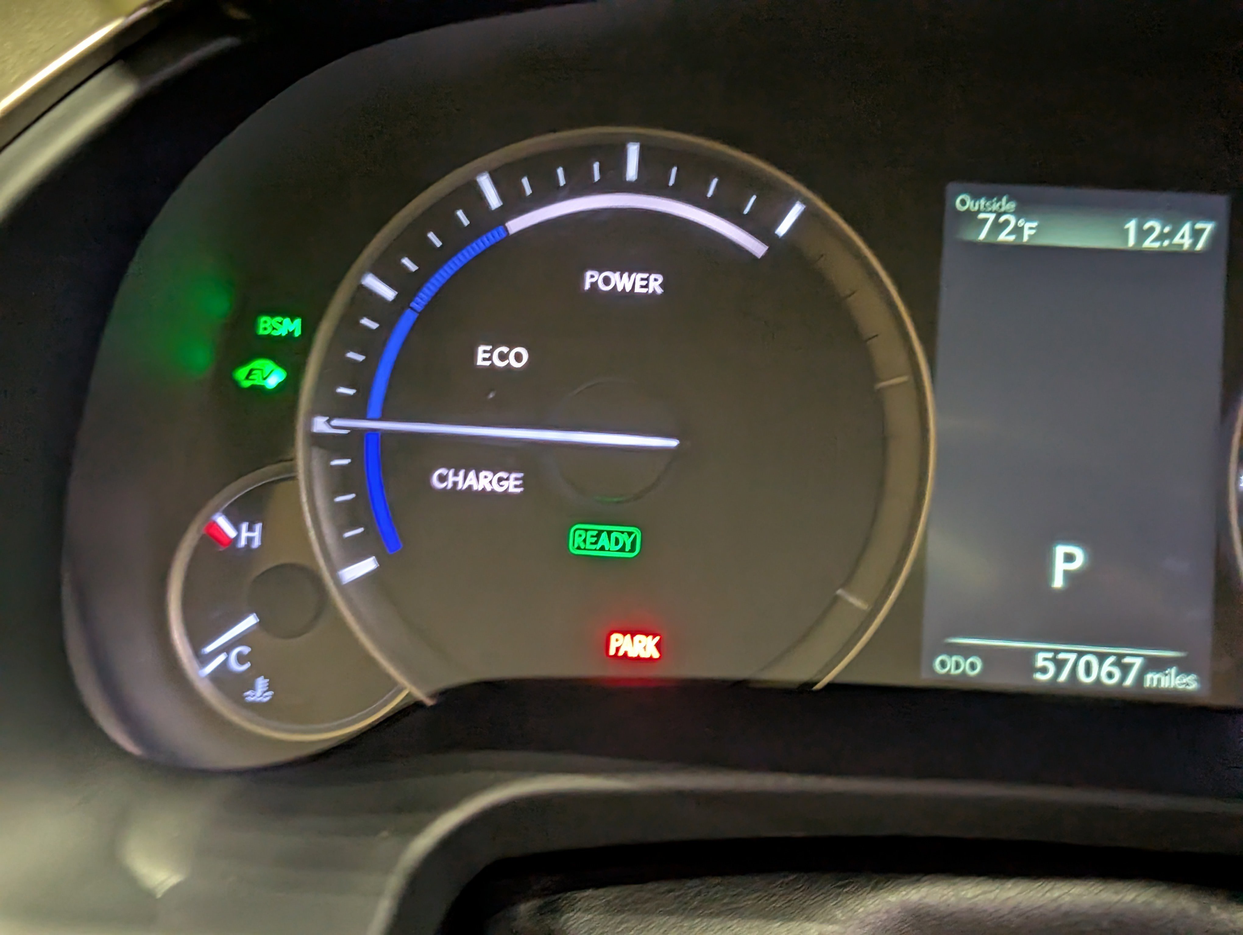 Used 2020 Lexus RX 450h AWD w/ Premium Package image 33